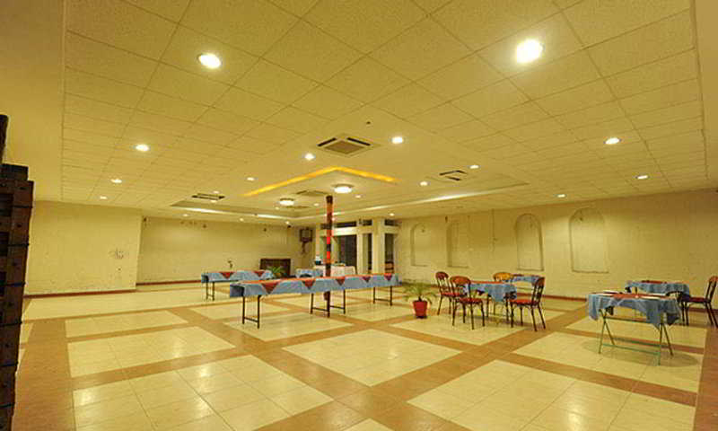 Oyo 15001 Marvel Umed Hotel Dzsódhpur Kültér fotó