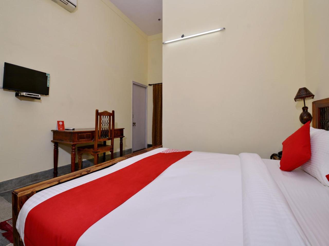 Oyo 15001 Marvel Umed Hotel Dzsódhpur Kültér fotó